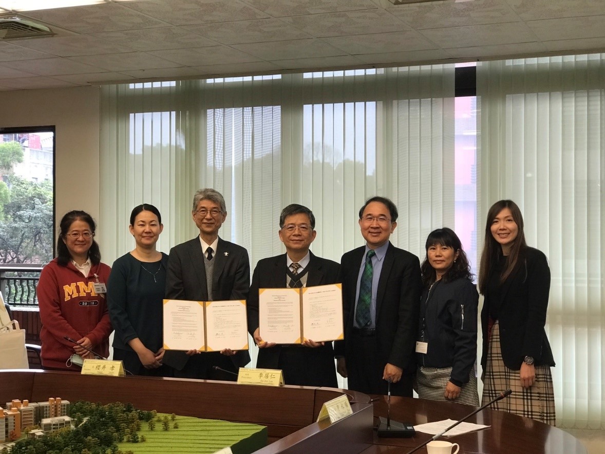 本校與日本神奈川齒科大學MOU簽約儀式